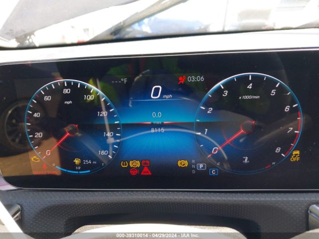 W1K3G4EB5NJ364688 Mercedes-Benz A 220