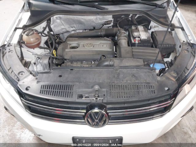 WVGAV3AX2EW574053 Volkswagen TIGUAN SE