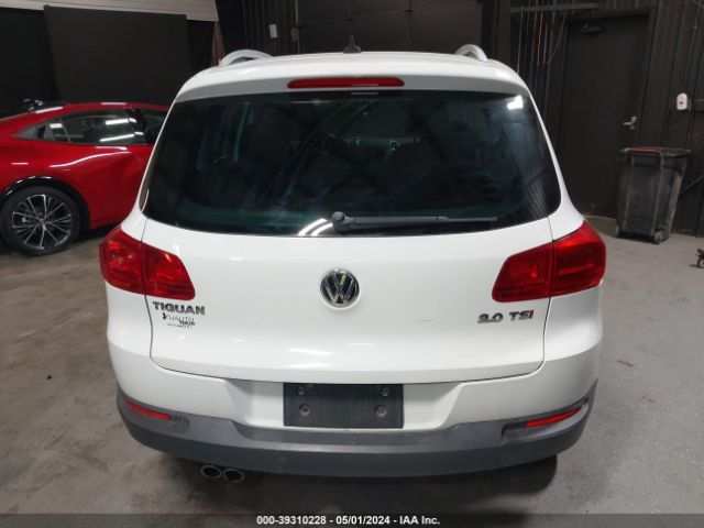 WVGAV3AX2EW574053 Volkswagen TIGUAN SE