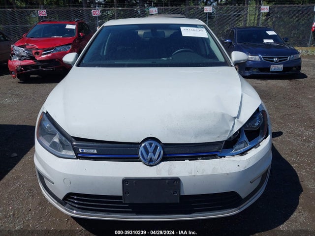 WVWKP7AU5GW913021 Volkswagen E-golf Se