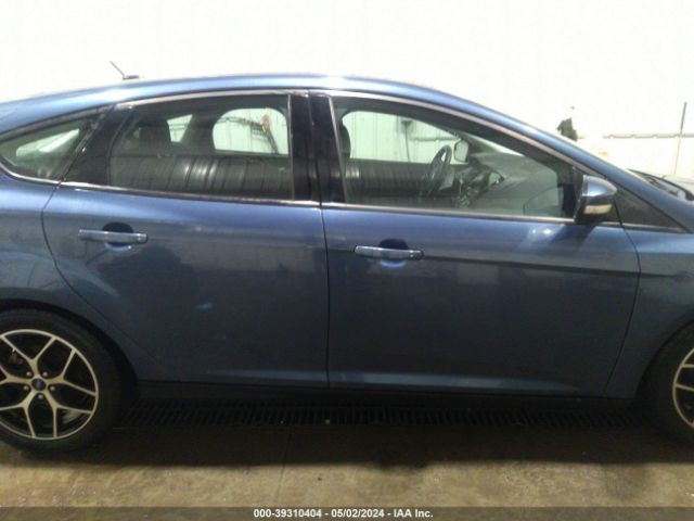 1FADP3M26JL303736 Ford FOCUS SEL