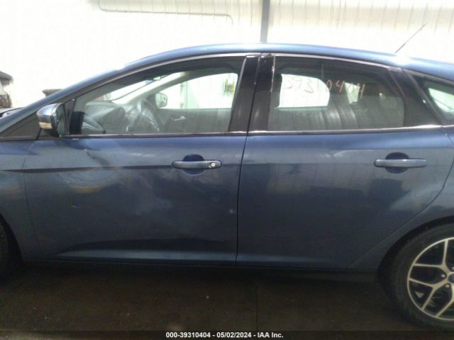 1FADP3M26JL303736 Ford FOCUS SEL
