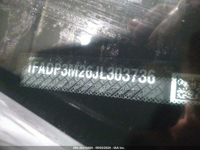 1FADP3M26JL303736 Ford FOCUS SEL