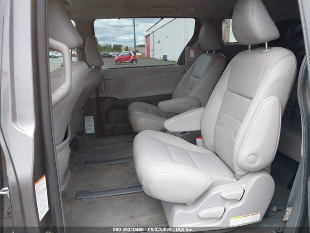 Toyota Sienna Xle 7 Passenger 2018 5TDDZ3DC3JS199427 Image 8