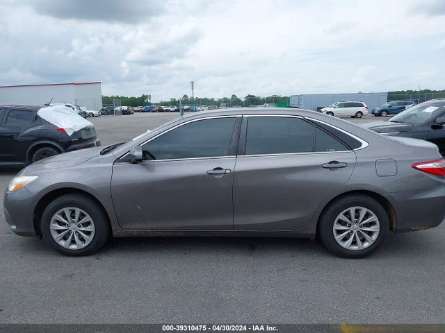 Toyota CAMRY LE 2016 4T4BF1FKXGR555449 Image 14