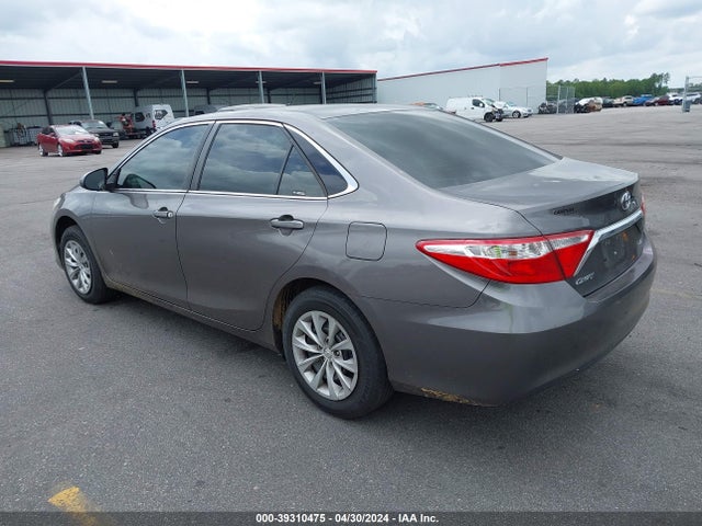 Toyota CAMRY LE 2016 4T4BF1FKXGR555449 Image 3