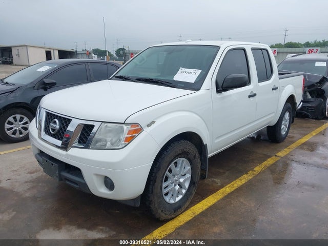 Nissan Frontier Sv 2018 1N6DD0ER6JN715802 Image 2