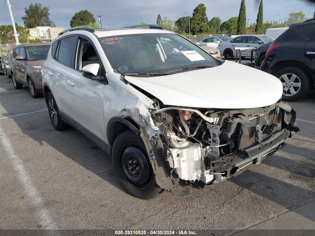 Toyota Rav4 Xle 2017 JTMWFREVXHD102136 Image 1