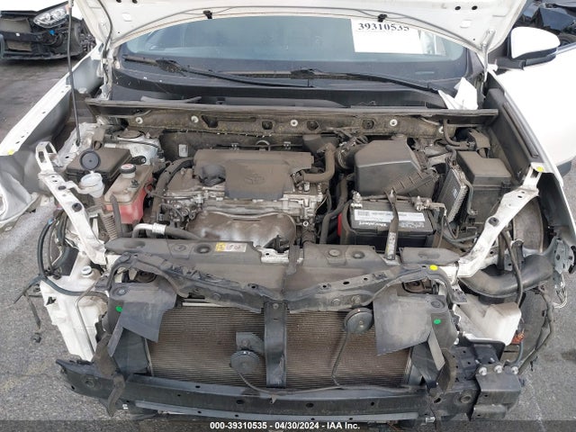 Toyota Rav4 Xle 2017 JTMWFREVXHD102136 Image 10