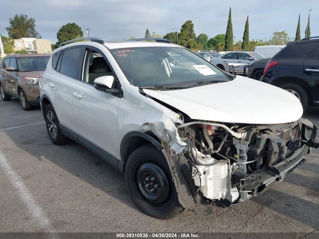 Toyota Rav4 Xle 2017 JTMWFREVXHD102136 Image 14