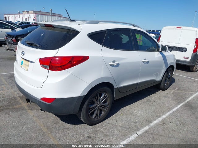 Hyundai TUCSON SE 2015 KM8JU3AG0FU112767 Image 4