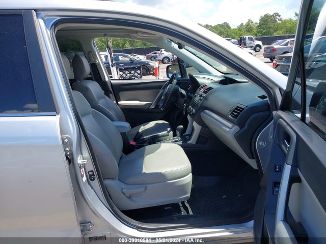 Subaru Forester 2.5i Limited 2015 JF2SJAHC0FH495287 Image 5