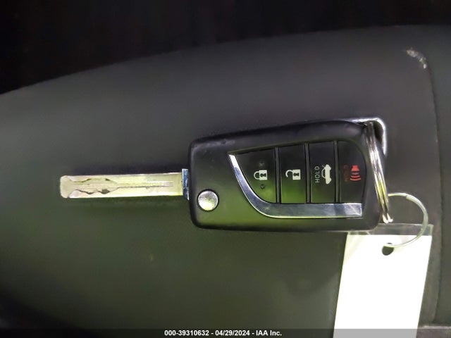 Toyota CAMRY LE 2018 JTNB11HK8J3010420 Image 11