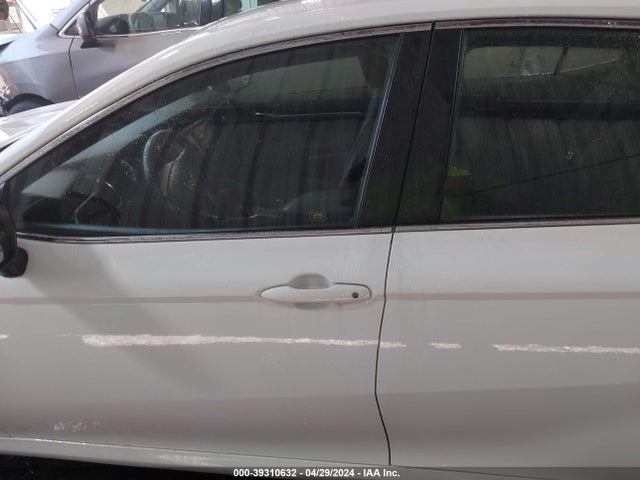 Toyota CAMRY LE 2018 JTNB11HK8J3010420 Image 15