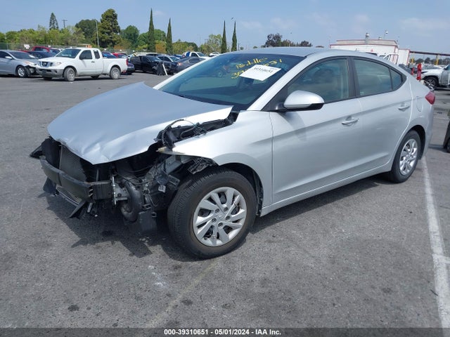 Hyundai ELANTRA SE 2018 5NPD74LF2JH279041 Image 2