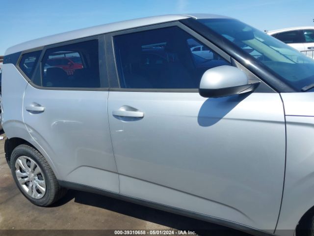 KNDJ23AU2L7100257 KIA Soul Lx/x Line/s