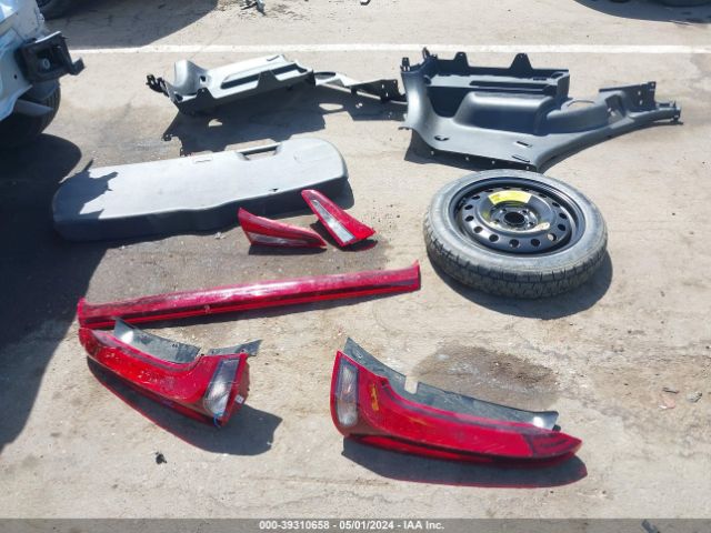 KNDJ23AU2L7100257 KIA Soul Lx/x Line/s