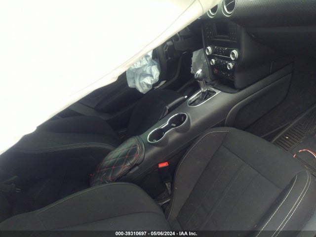 Ford Mustang Ecoboost Fastback 2020 1FA6P8TH6L5190227 Image 5