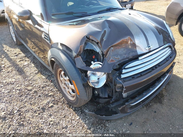 2012 MINI COOPER CLUBMAN WMWZF3C58CT190161 Photo 5