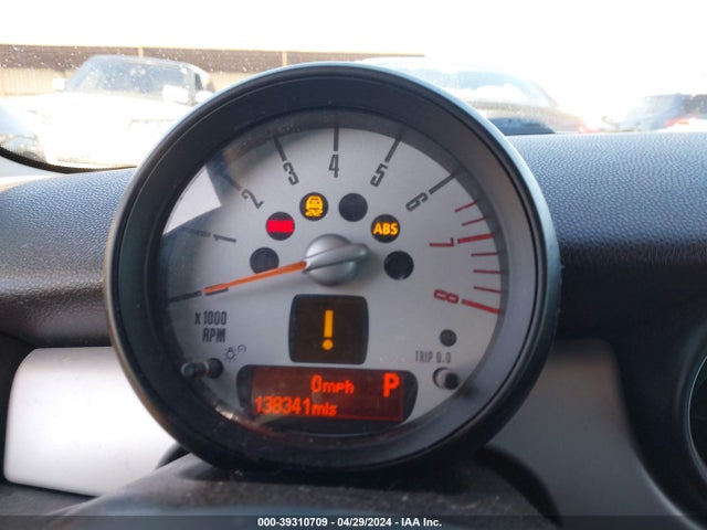 2012 MINI COOPER CLUBMAN WMWZF3C58CT190161 Photo 6