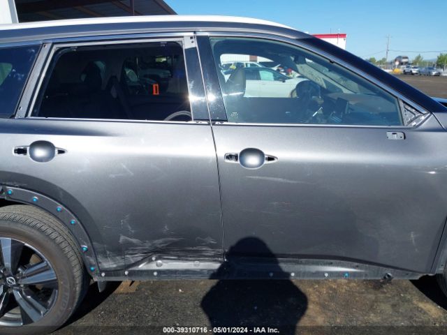 JN8BT3CB3PW487978 Nissan Rogue Sl Intelligent Awd