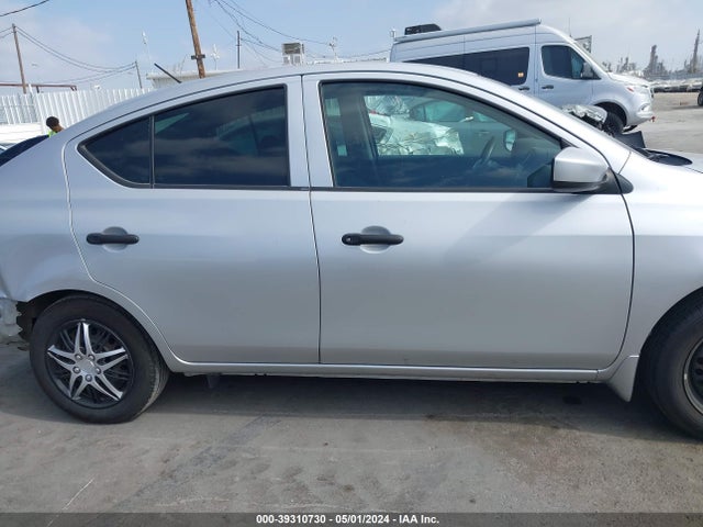 Nissan Versa 1.6 S+ 2017 3N1CN7AP2HL901519 Image 14