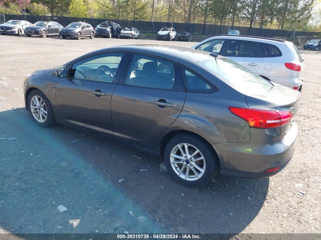 Ford FOCUS SE 2015 1FADP3F24FL329272 Image 3