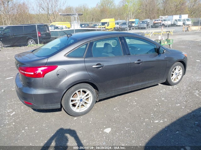 Ford FOCUS SE 2015 1FADP3F24FL329272 Image 4