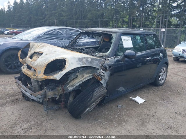 2007 MINI COOPER S WMWMF73537TT83230 Photo 1