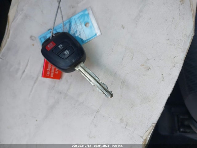 Toyota Highlander Le V6 2015 5TDZKRFHXFS092582 Image 11