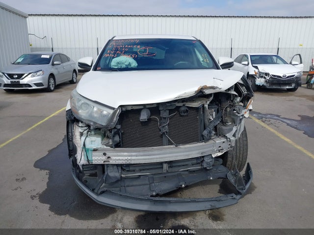 Toyota Highlander Le V6 2015 5TDZKRFHXFS092582 Image 12
