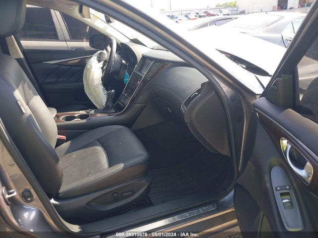 JN1EV7AR3JM440191 Infiniti Q50 3.0t Luxe