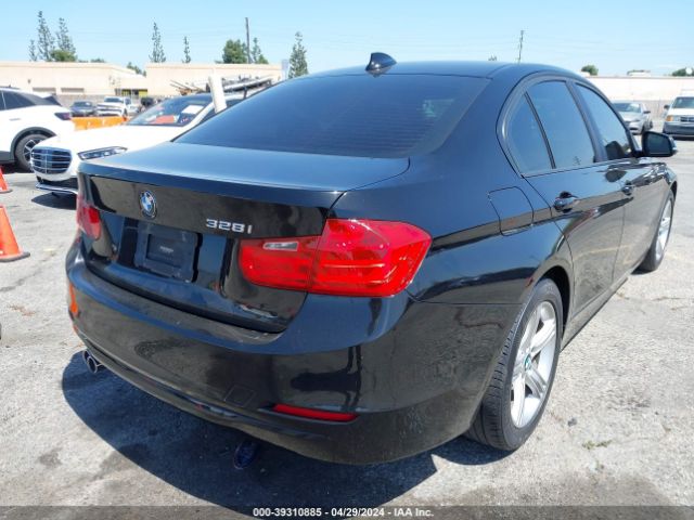 WBA3C1C59FK118768 BMW 328I