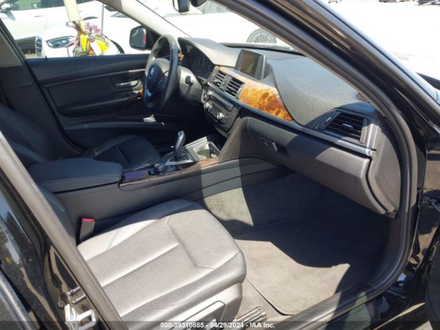 WBA3C1C59FK118768 BMW 328I