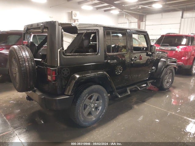 1C4BJWDG5FL614825 Jeep Wrangler Unlimited Freedom Edition