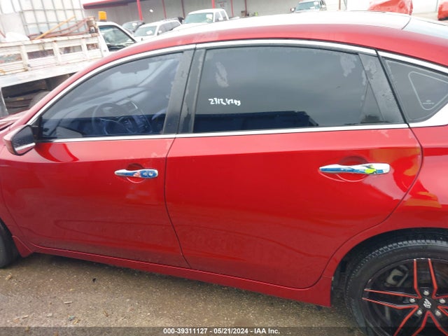 Nissan Altima 2.5 S 2018 1N4AL3AP1JC141609 Image 15
