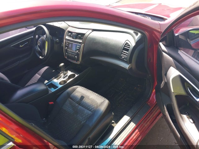 Nissan Altima 2.5 S 2018 1N4AL3AP1JC141609 Image 5