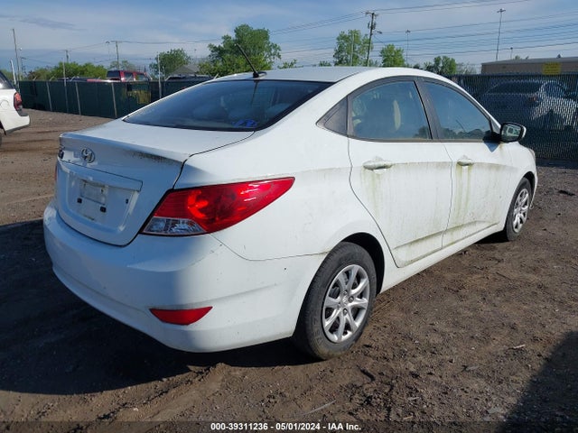 Hyundai ACCENT GLS 2014 KMHCT4AE8EU660868 Image 4