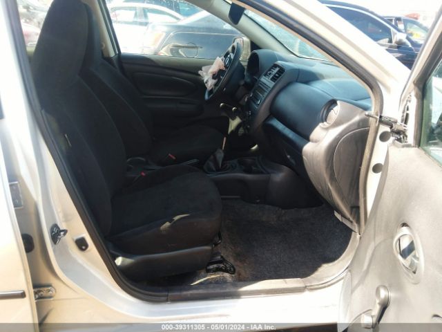 3N1CN7AP2FL827211 Nissan Versa 1.6 S