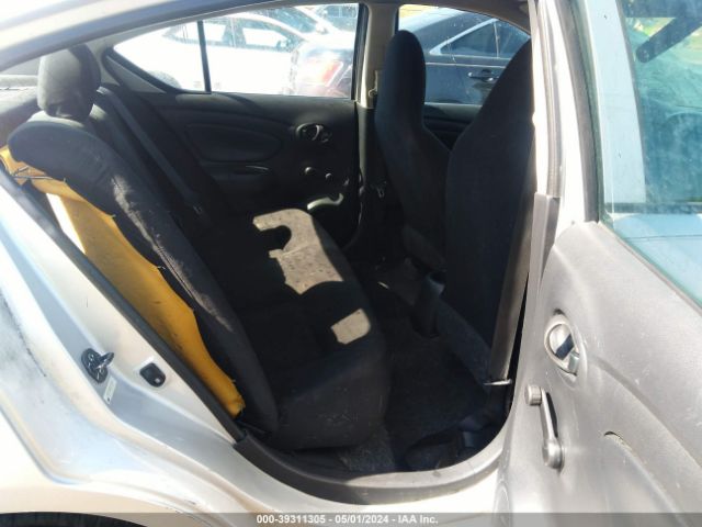 3N1CN7AP2FL827211 Nissan Versa 1.6 S