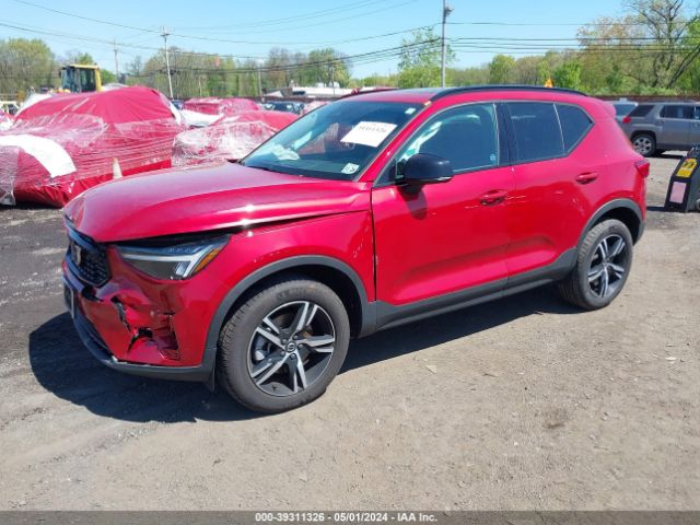 YV4L12UKXR2271261 Volvo Xc40 B5 Core Dark Theme