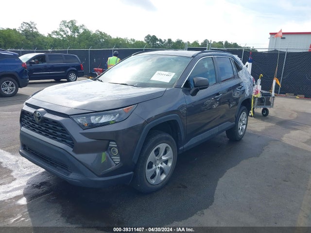 Toyota RAV4 LE 2019 2T3H1RFV3KW005490 Image 2