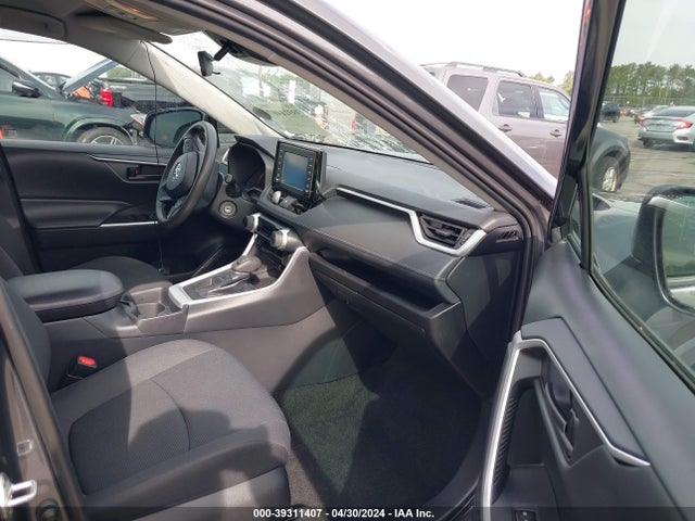 Toyota RAV4 LE 2019 2T3H1RFV3KW005490 Image 5