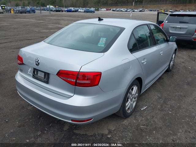 3VW2K7AJ0FM217523 Volkswagen Jetta 2.0l S