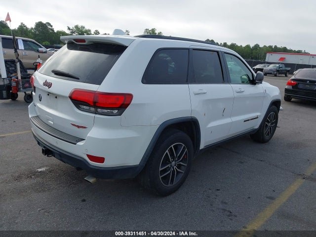1C4RJFLG3JC293117 Jeep Grand Cherokee Trailhawk 4x4