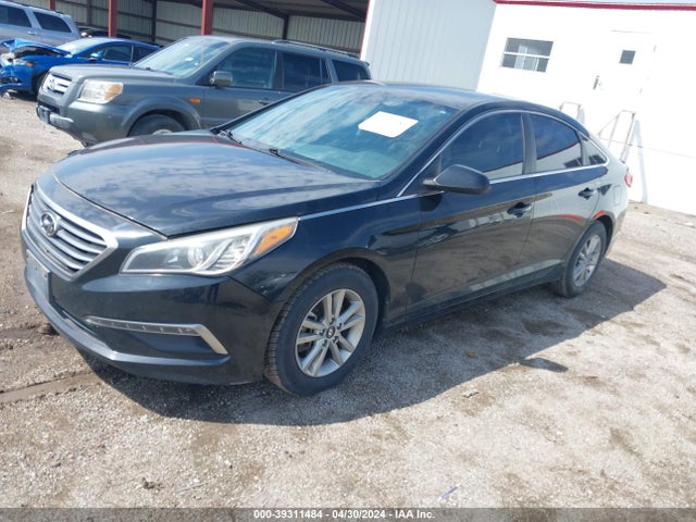 Hyundai SONATA SE 2015 5NPE24AF2FH010759 Image 2