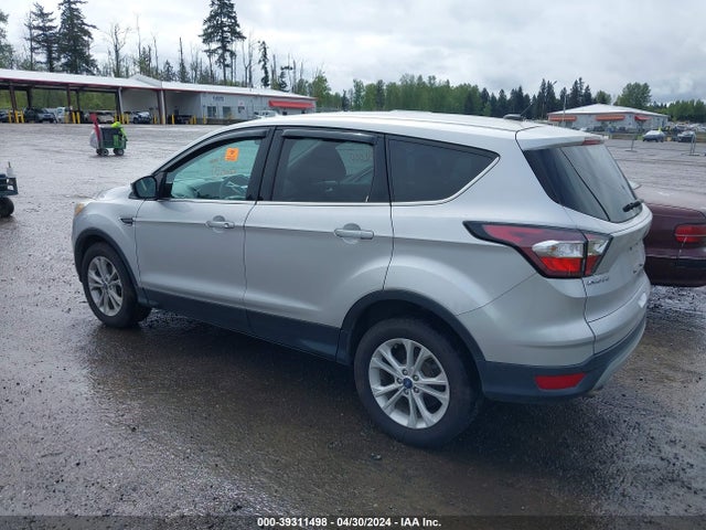 Ford ESCAPE SE 2017 1FMCU0GD1HUC81896 Image 3