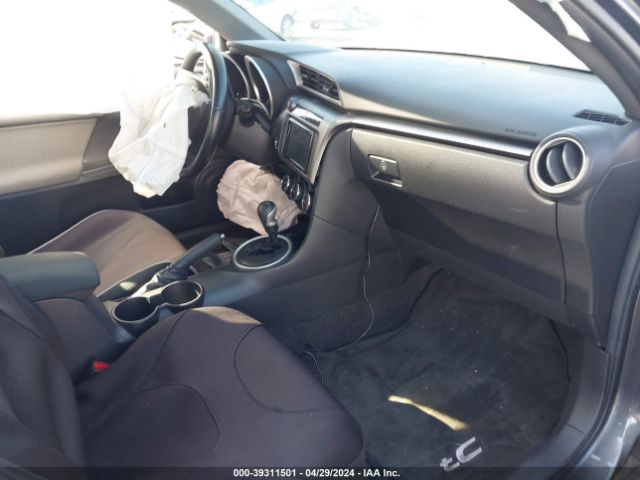 JTKJF5C70GJ023056 Scion TC