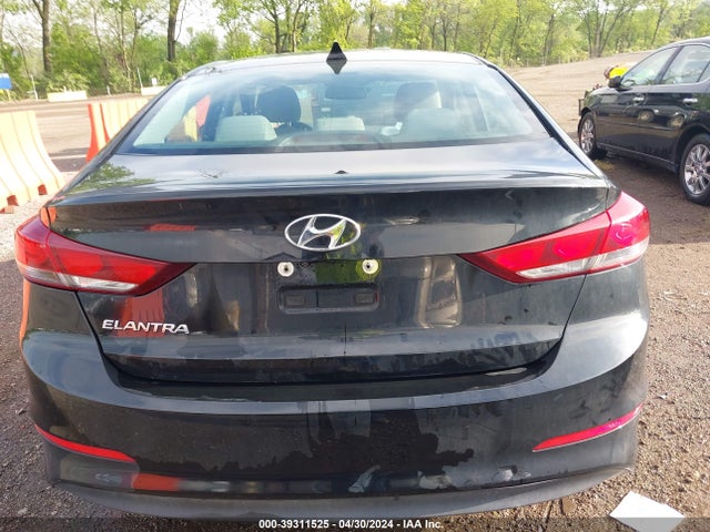 Hyundai Elantra Value Edition 2018 5NPD84LFXJH219974 Image 16