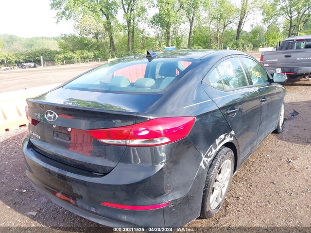 Hyundai Elantra Value Edition 2018 5NPD84LFXJH219974 Image 4